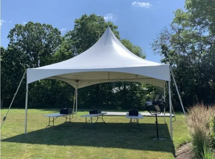 High peak clearance tent